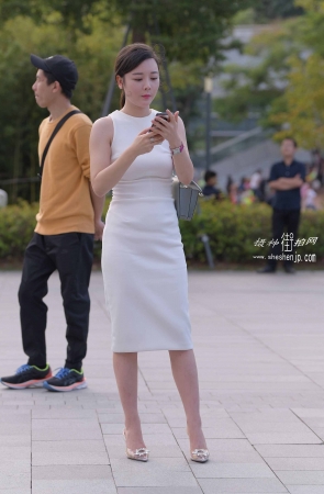 201025-2+89/别人的老婆 5P