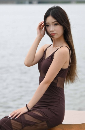 241026-23=72√清秀女生 11P