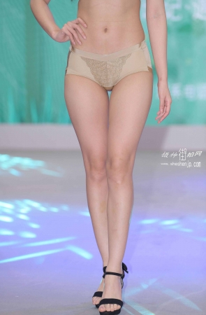 21324-15+72/一模三套，真迷人~ 5P