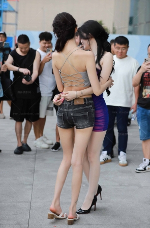 白色拖鞋网红-小雪花