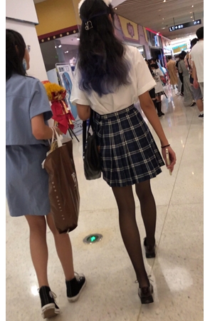 黑丝美女