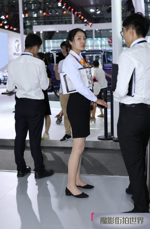 天际丝袜柜姐3A1269[102M]