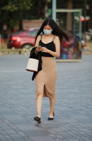 性感包臀裙美眉