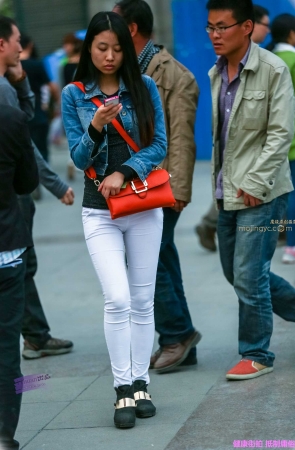 李欢原创——–白裤，丰腴（21P）