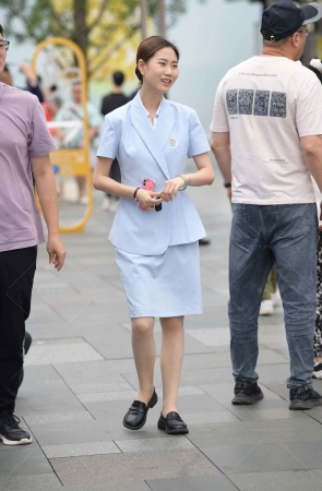 蓝色工装肉丝小姐姐