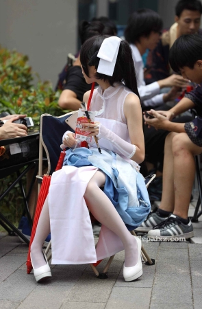 cosplay白丝袜少女