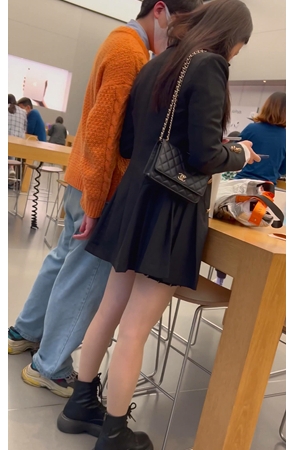 黑裙美女