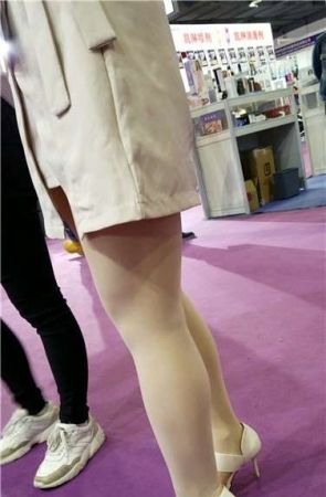 4k超清，高跟鞋美女小姐姐，简直美炸啦