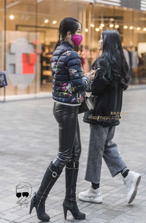 小棉袄紧皮裤大长腿彰显魅力(2017-1-11-14p)