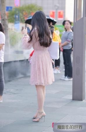 粉色美腿美足少妇3A2363[730M]