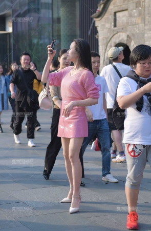 拍照de高跟美女