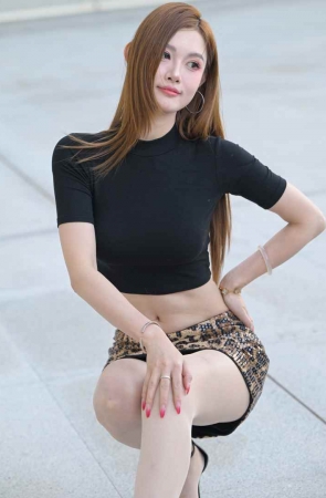 豹纹亮丝美女 [181P-4.02GB]