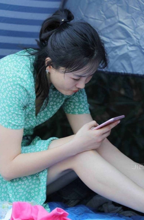 帐篷里漏出得一双玉足（二）