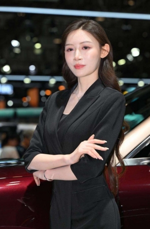 西装通勤风搭配 [63P-1.14GB]