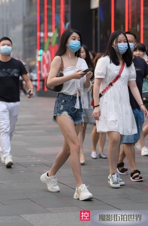 热裤美眉MJ1751[1.05G]