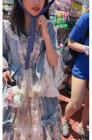 漂亮的小妹