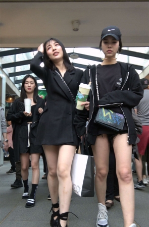 小清新美女姐妹