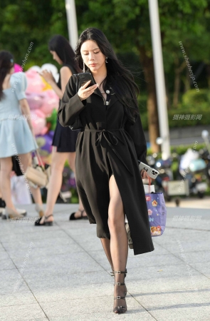 23916-38=48√黑丝女子，怕冷？ 13P