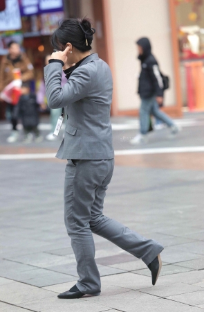 街拍高跟职业装