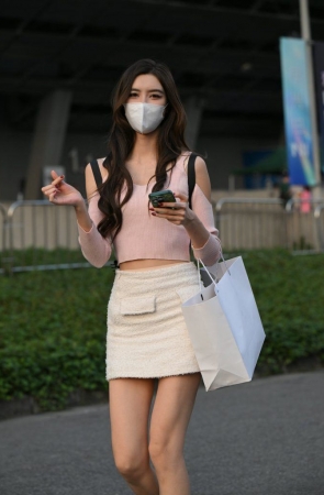 白色短裙 [35P-687MB]