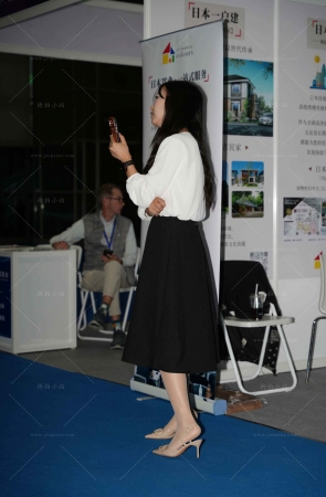 几位成熟韵味的丝腿女人