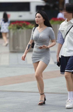 漂亮妹子