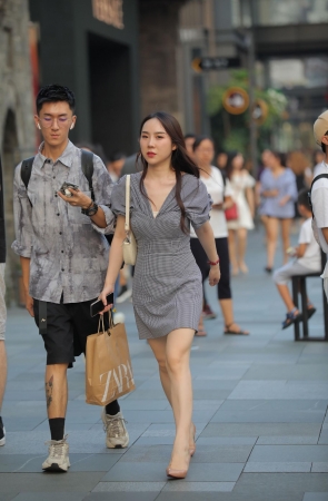 美腿美女