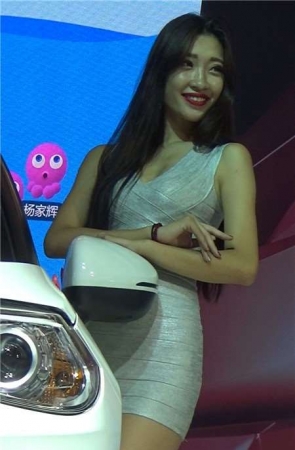 超性感包臀裙美女车模小姐