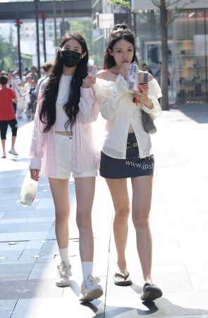 2371-10=66夏日美腿俩闺蜜～ 14P