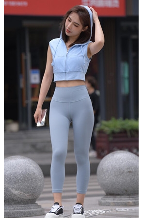 高腰紧身裤美女【套图+视频】